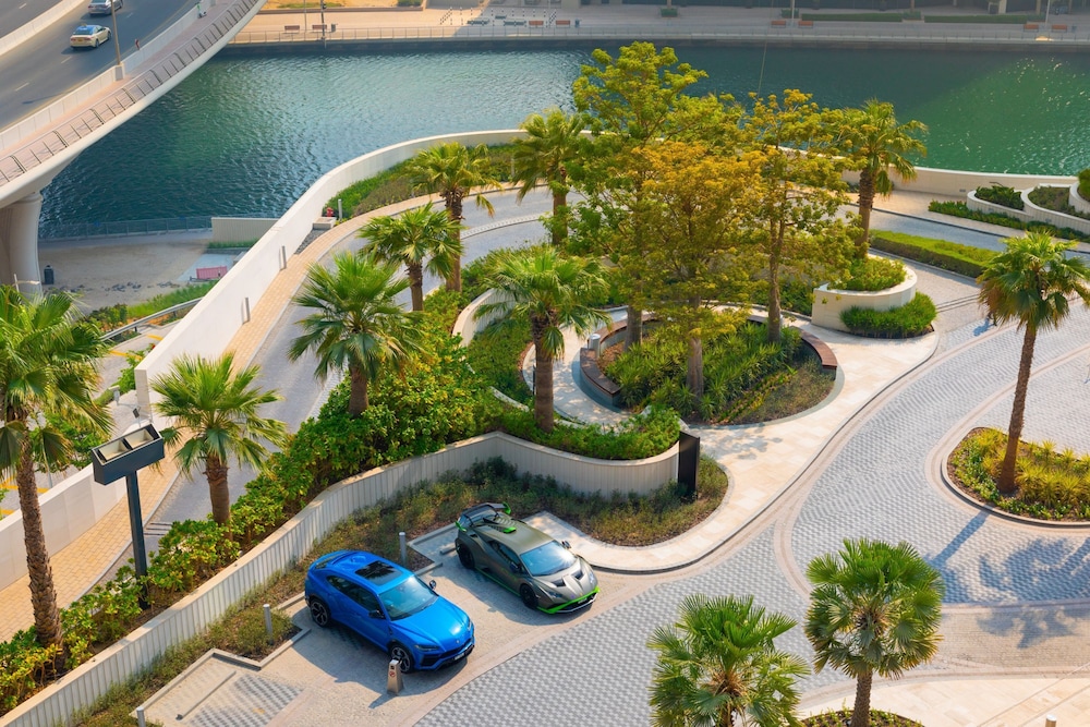 DXB - Address JBR - 705 - DM