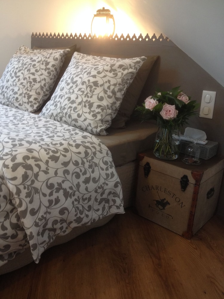 Paardenhof Guesthouse