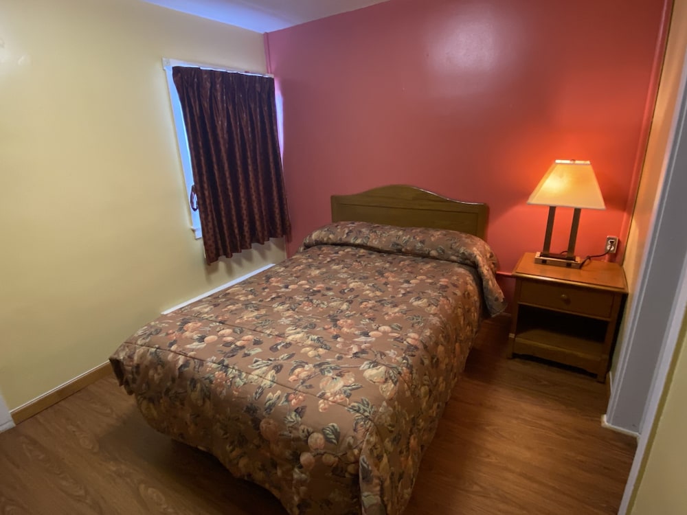 Gateway Inn - Property Image 7