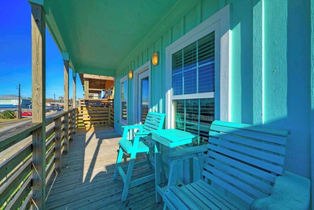 Group Getaway w/ Pool, Boat Dock 2 Homes Laguna Village Retreat by Avantstay