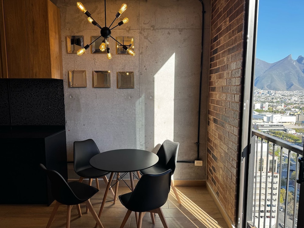 Furnished & Equipment Apt with beautiful views in MTY Downtown