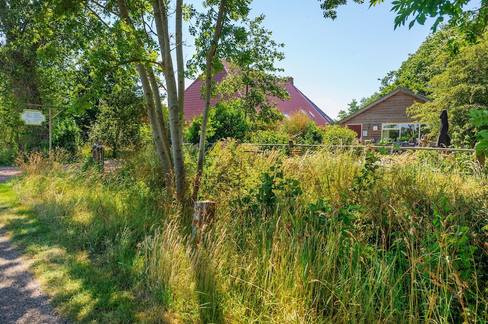 Enticing Holiday Home in Eastermar near Burgumer Mar Lake view 5