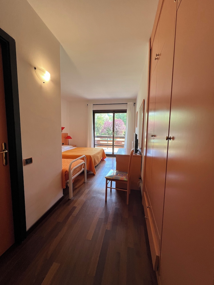 Hotel Verdeneve