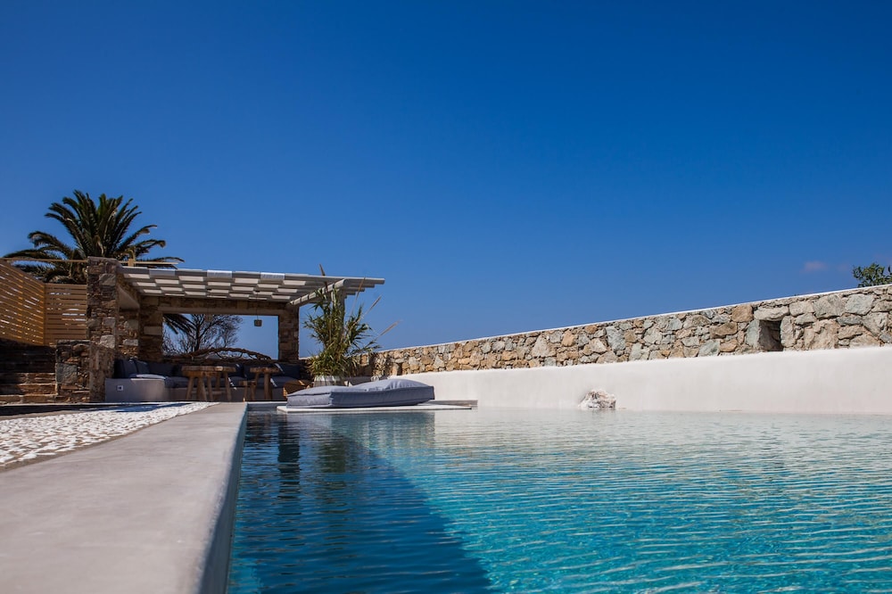 Myconian Platinum Superior Villa by Whitelistmyk view 4