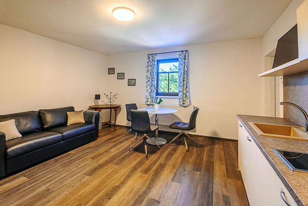 Villa Near Prkenny Dul With Sauna