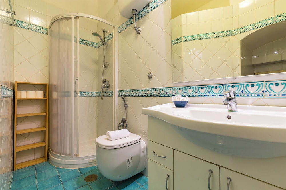 Villa Paola - Hidden Panoramic Garden and Terraces by Napoliapartments