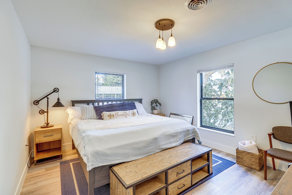 6 Mi to Shore: Vero Beach Family Home