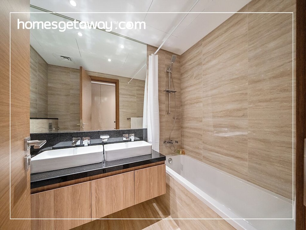 Stylish 2BR Fully Furnished Unit at Business Bay