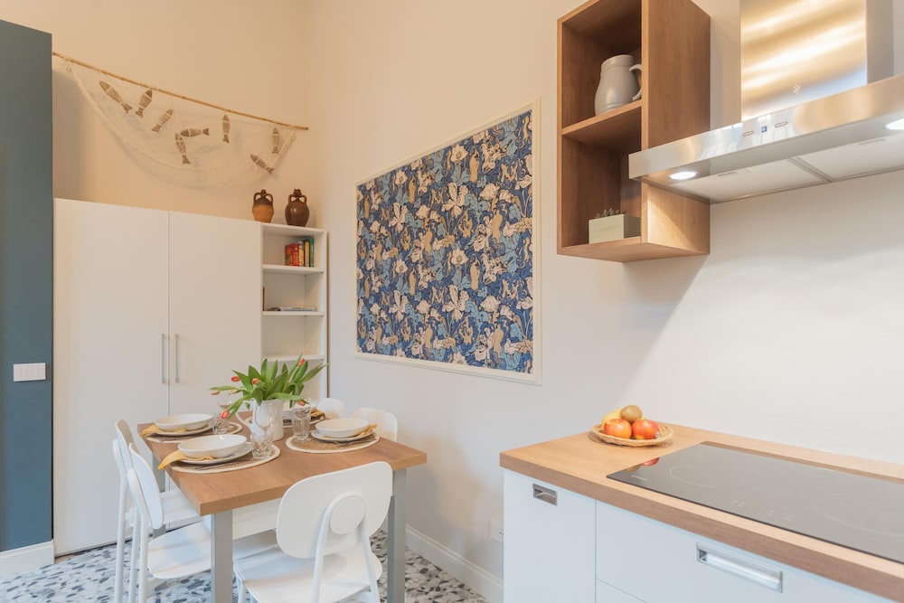Cinque Giornate 70 Suites - Atena
