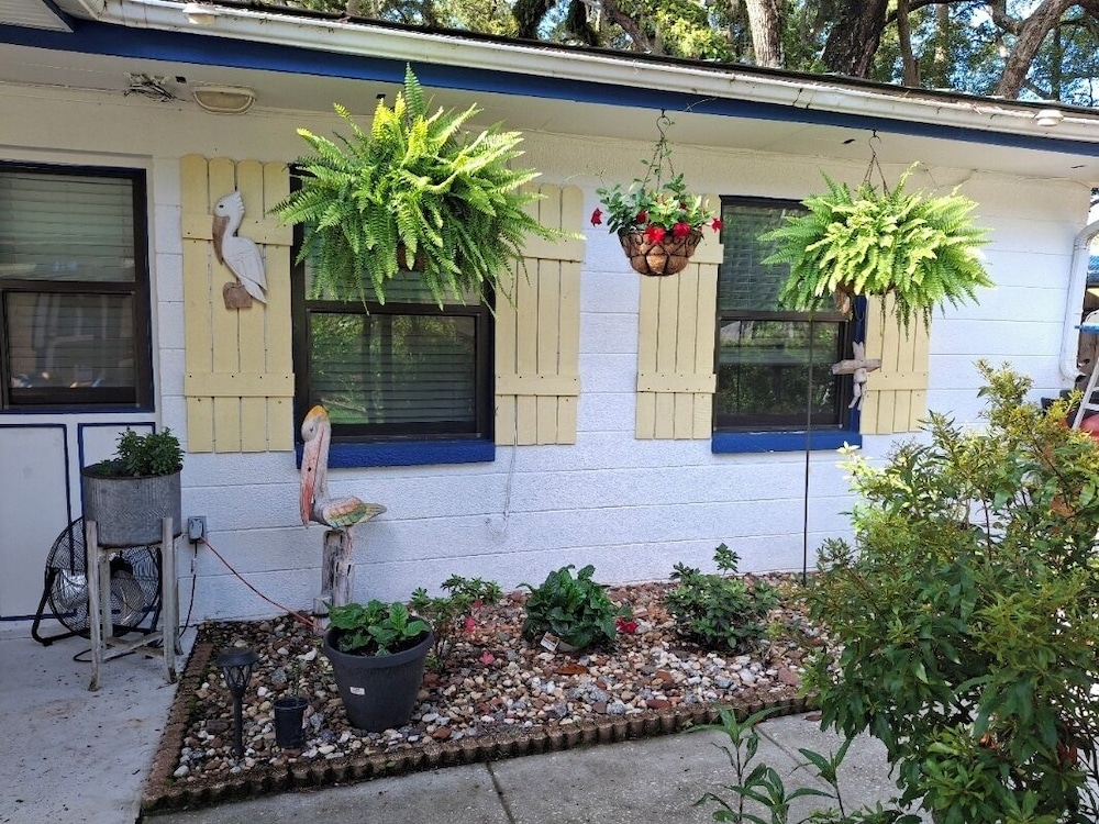 Three Sisters Cottages