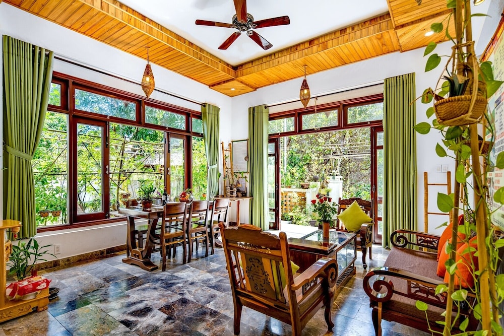 An Bang Morning Glory Beach Homestay