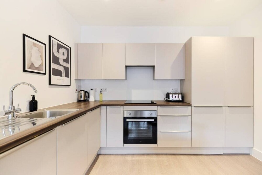 The Mitcham Scenery - Bright 1bdr Flat view 5