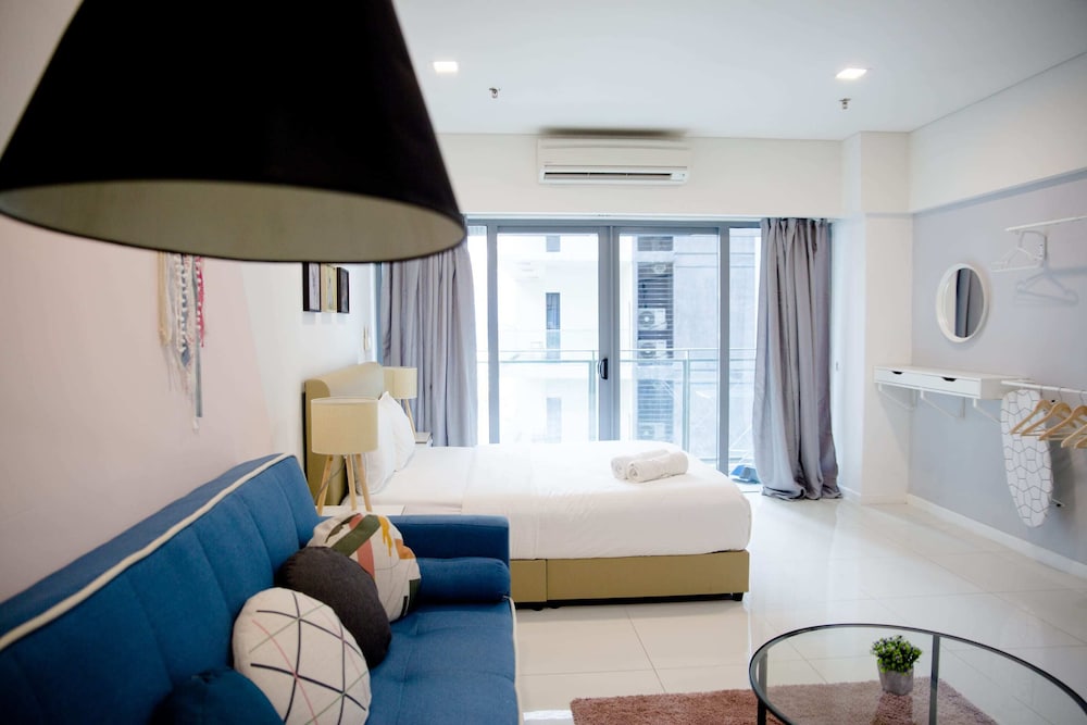 Summer Suites Residences By Plush