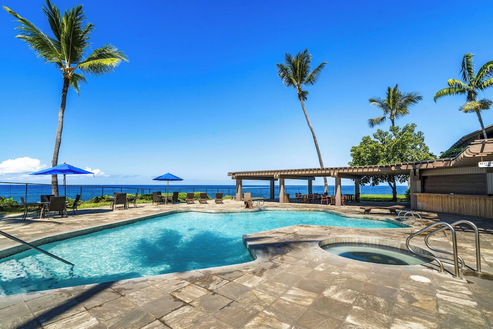 Oceanfront Kanaloa Condo - Pools, Hot Tubs & Sunset Views- Vrkcv