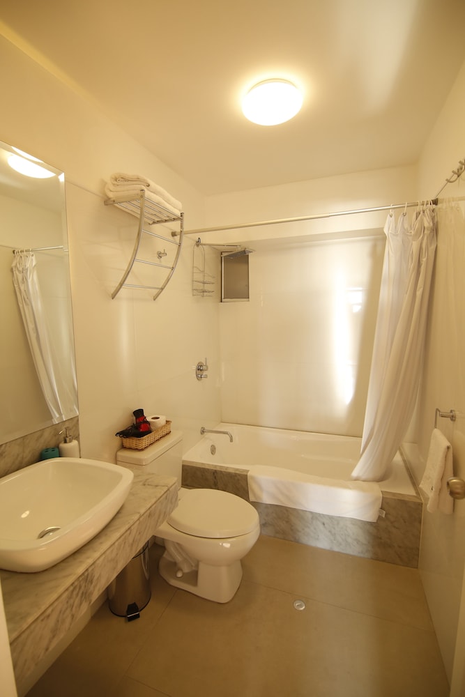Stylish Ocean View Private Apartment