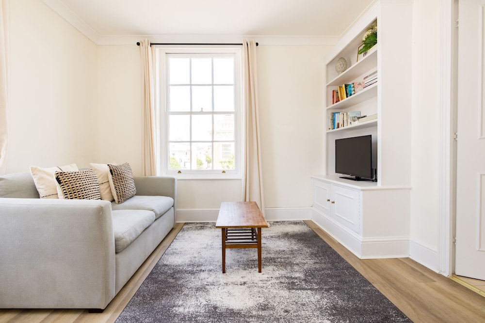 The Pimlico Apartments