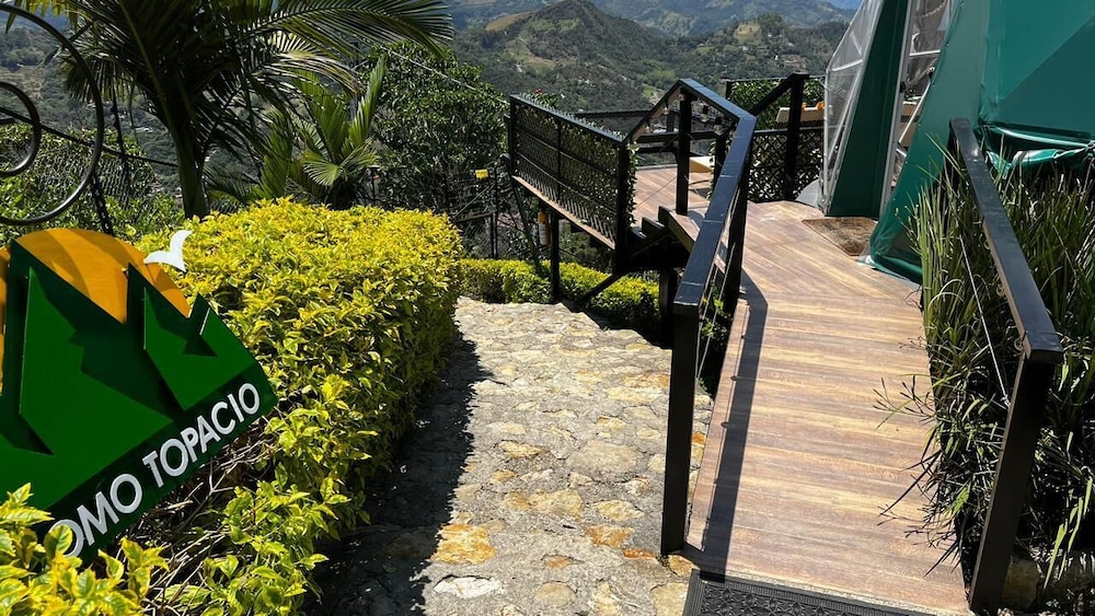 La Colina resort