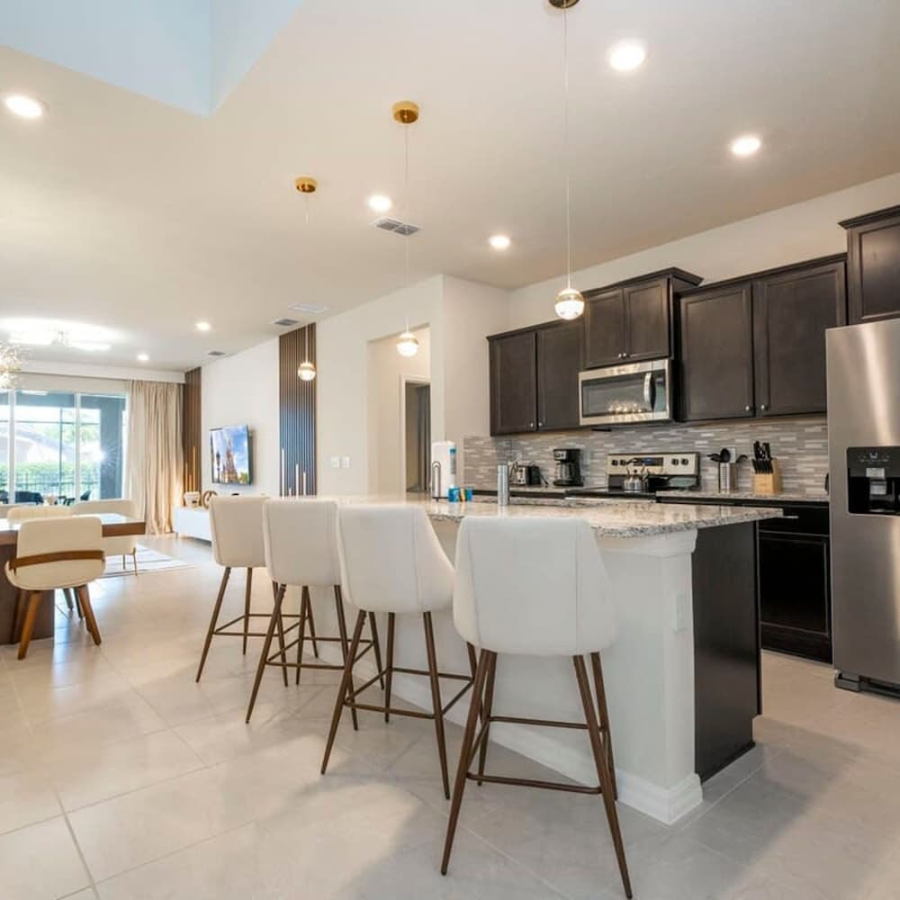 4015 Spacious 7BR Near Disney World view 5