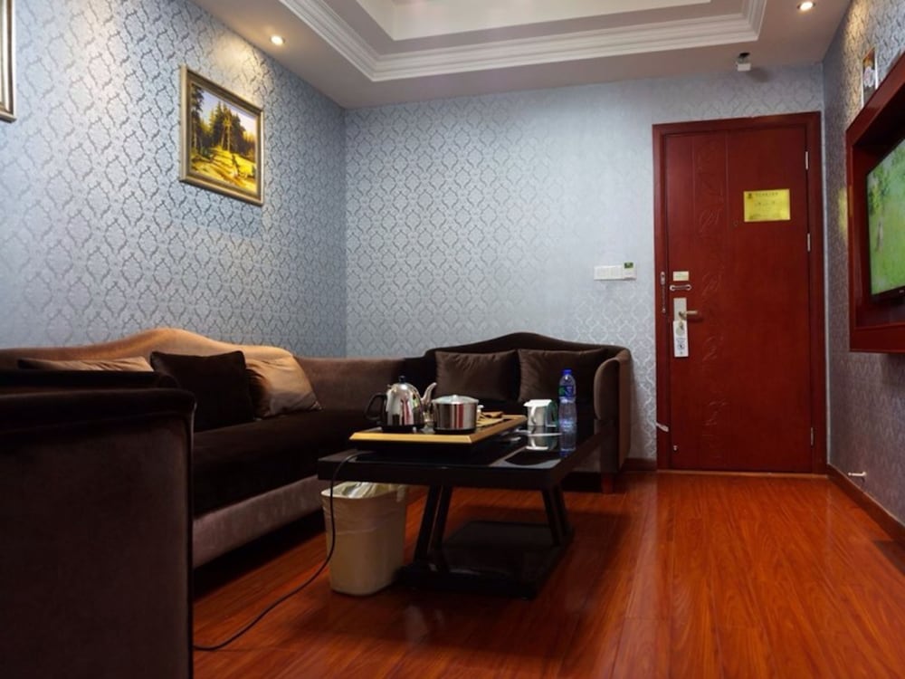 GreenTree Inn GanZhou Zhanggong District SanKang Temple RT-MART Express Hotel