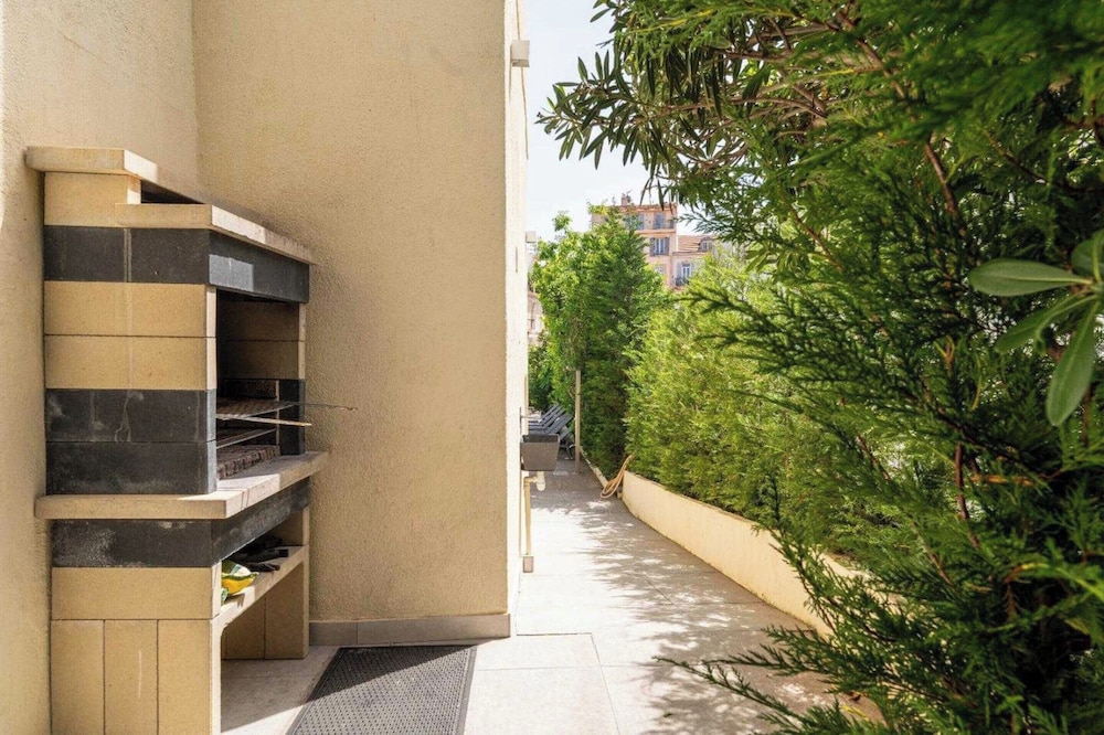 Superb Villa With Swimming Pool & Wellness Area