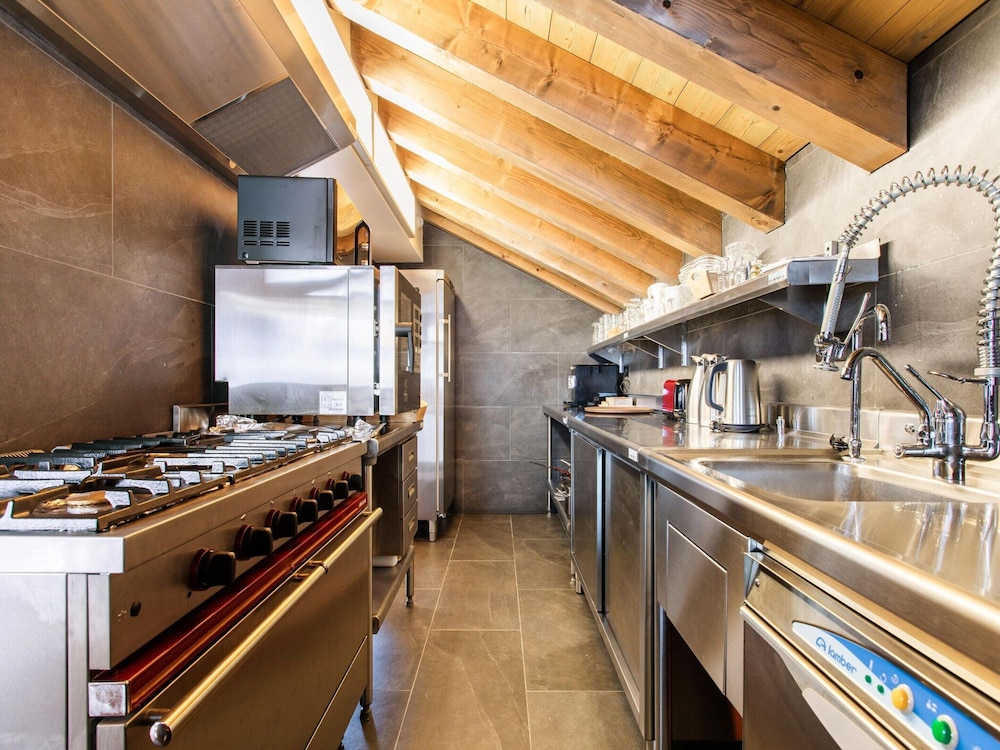 Vanoise Chalet in Prime Location