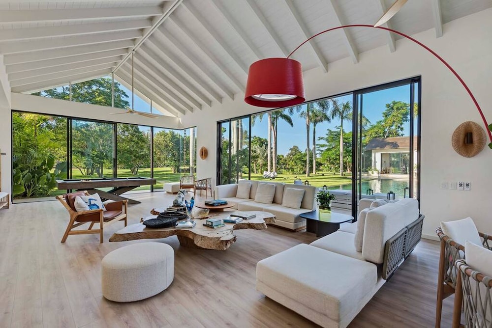 Casa Cana Luxury Tropical Villa in Casa de Campo