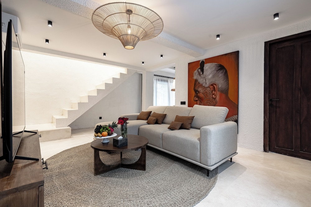Sacred Jungle by EVDEkimi Ubud – Modern Villas and Apartments with Kitchens, Pools, & Personalized Concierge Service