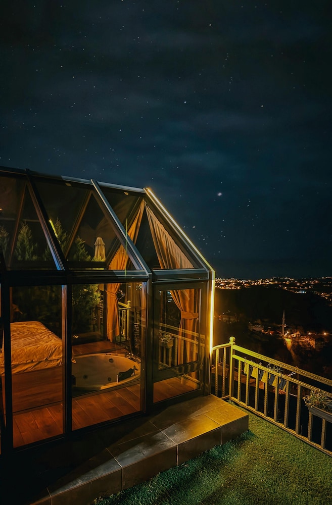 Wood Life Bungalow