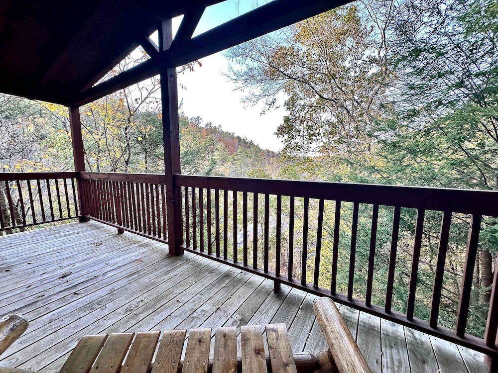 Cove Creek Overlook