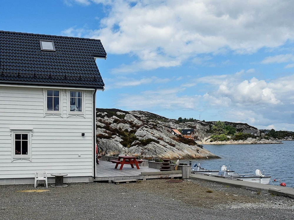 Holiday Home in Urangsvåg view 4