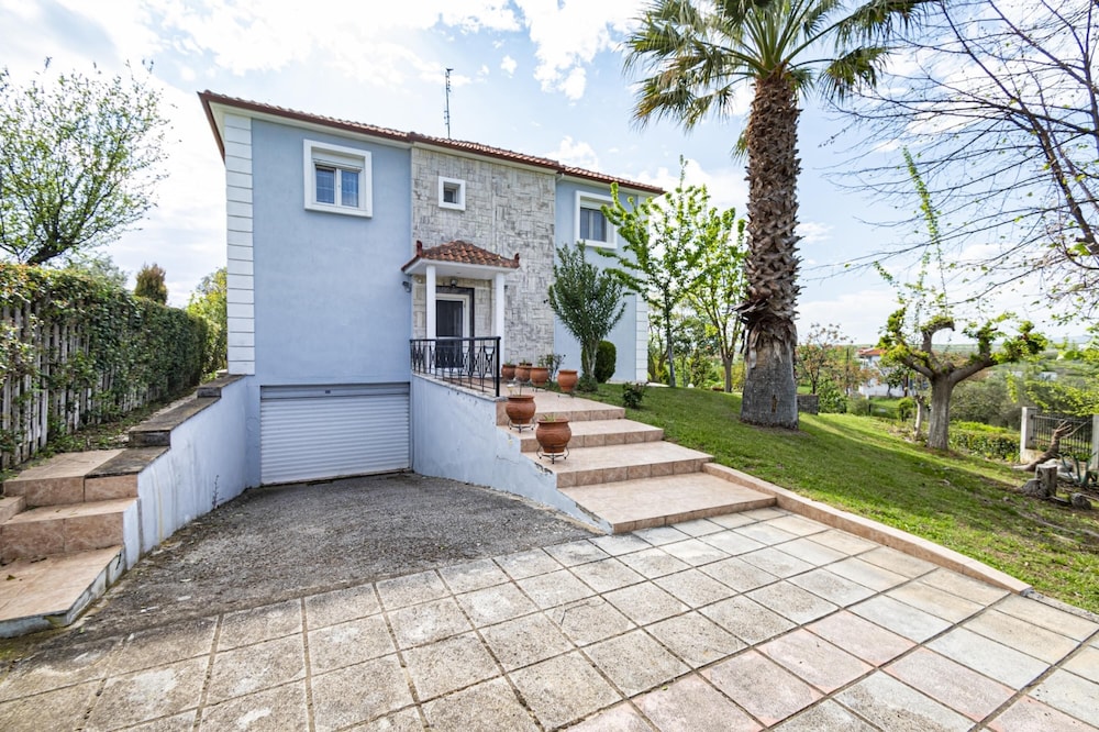 Marisol House by Travel Pro Services photo 1