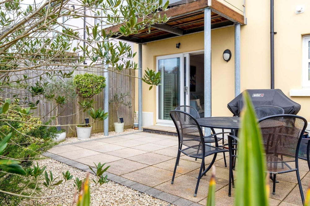 Cottage Mews - 3 Bedroom Cottage - Tenby