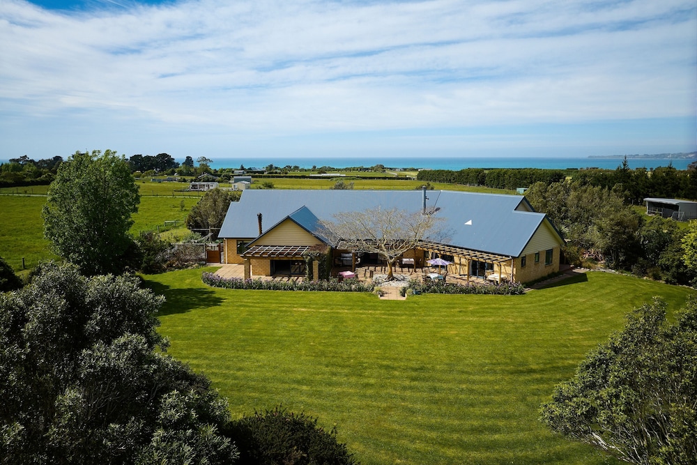 Awatea Country B&B