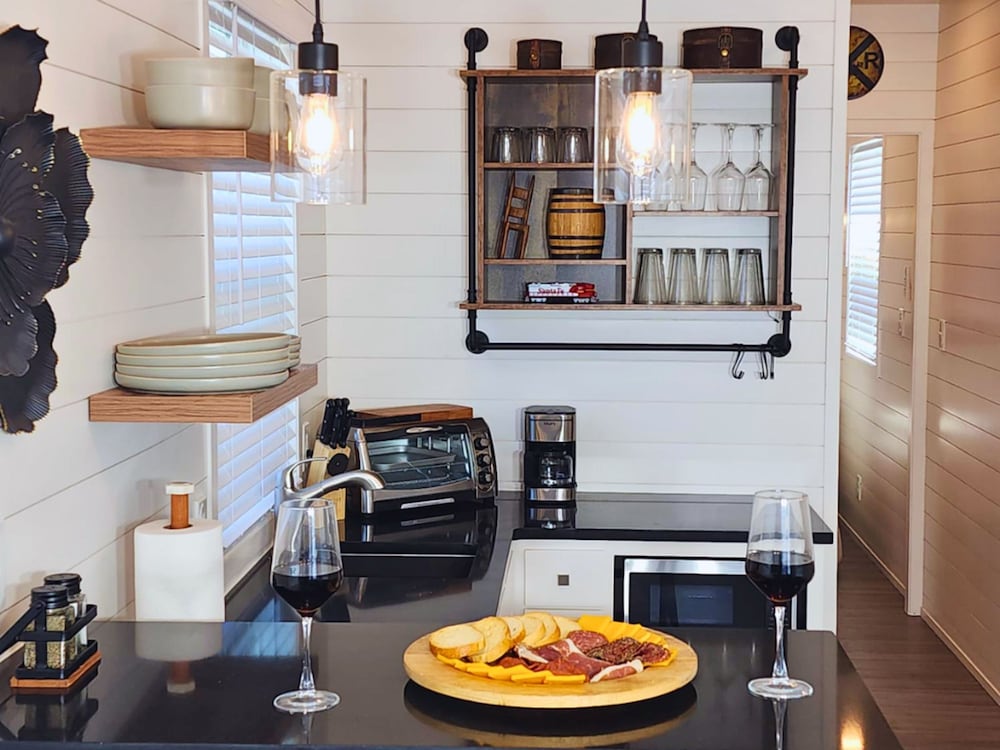 Unit 7 Napa Valley Station Stylish Stay