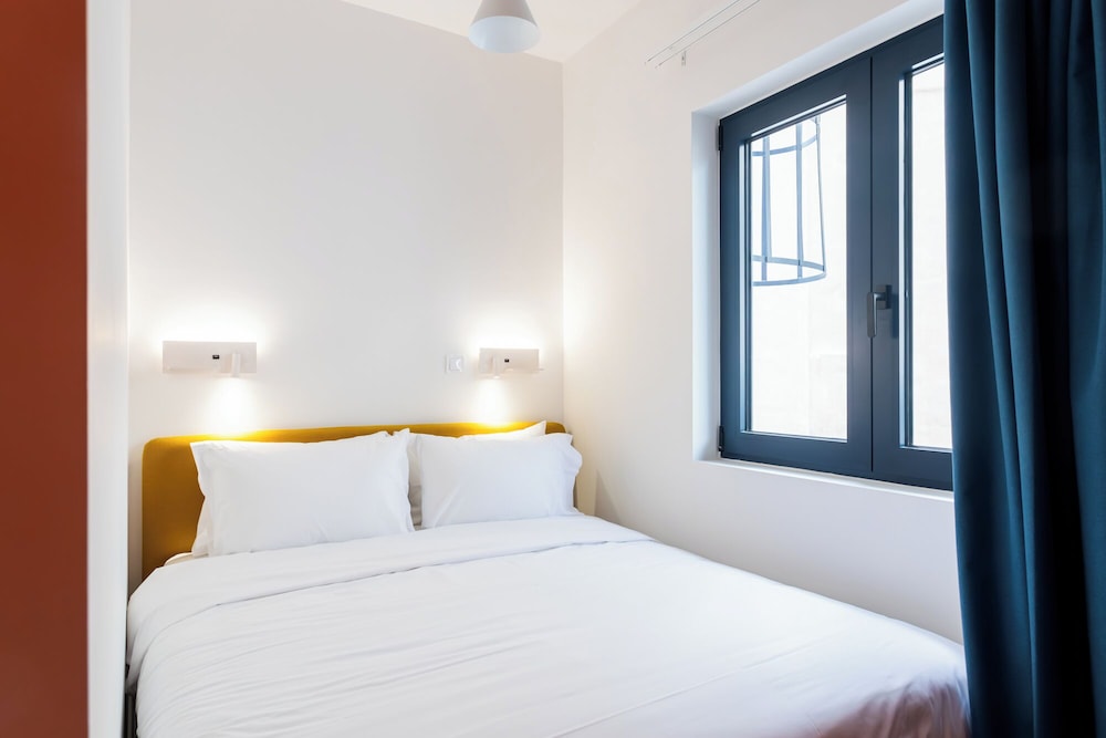 MIXT by Zoia Living