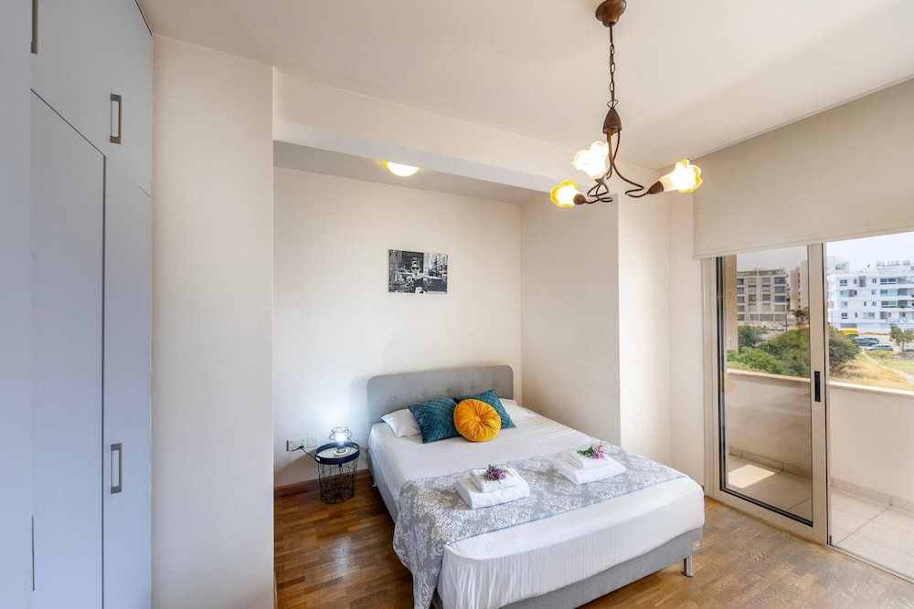 Mackenzie Eftyhia Beachfront Suite