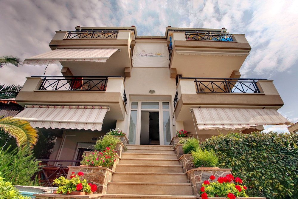 StayInn Villa Bellevue view 3