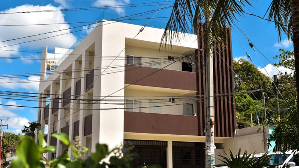 Hotel Muchin Hotel - Image 1