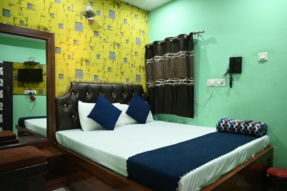 Hotel Aditya