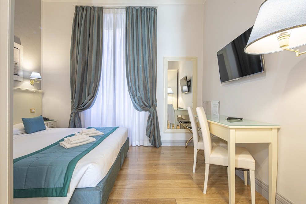 Suite Castrense
