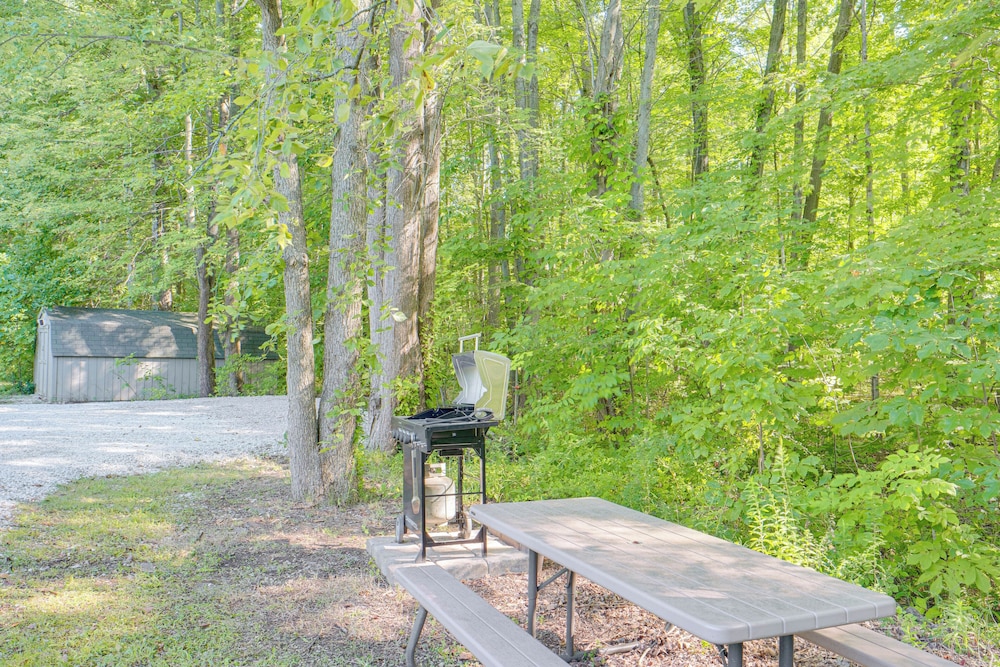 1 Mi to Geneva SP: Family Home w/ Game Room & Yard