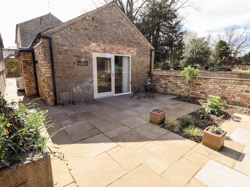 The Asparagus Shed