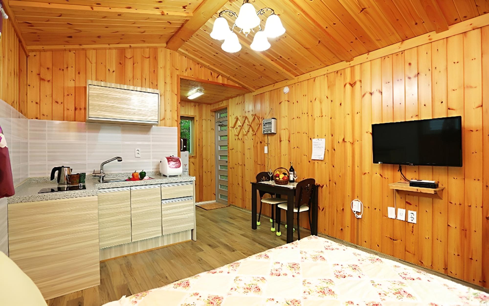 Cheongdo Mountains Bed and Breakfast view 5