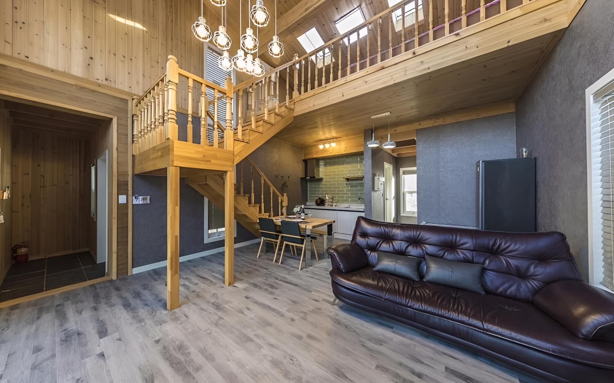 Gangneung Solbit Pension view 5