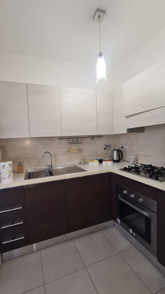 Rooms And Comfort Apartment