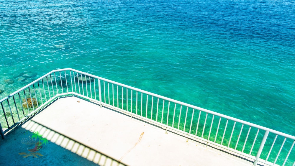 Jaynet Oceanview Resort