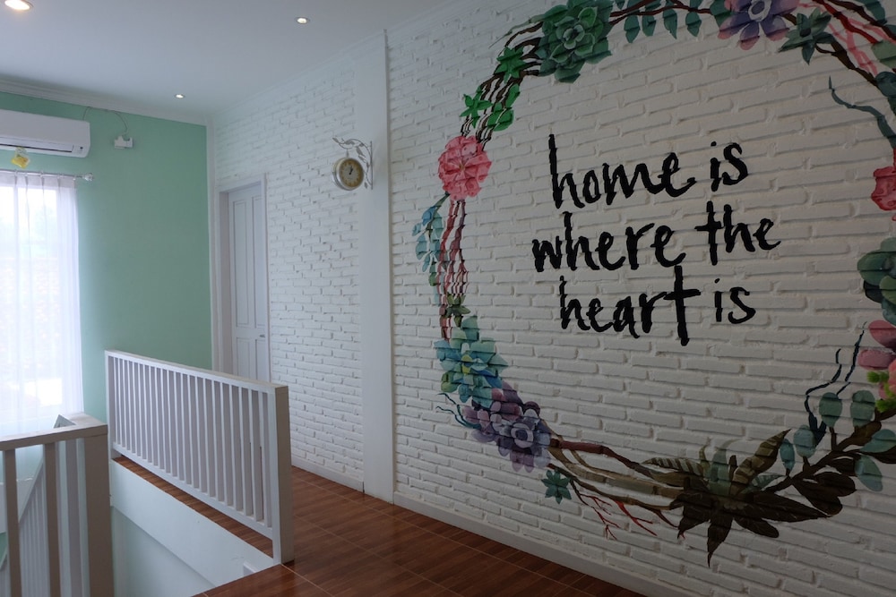 Sweet Peach House