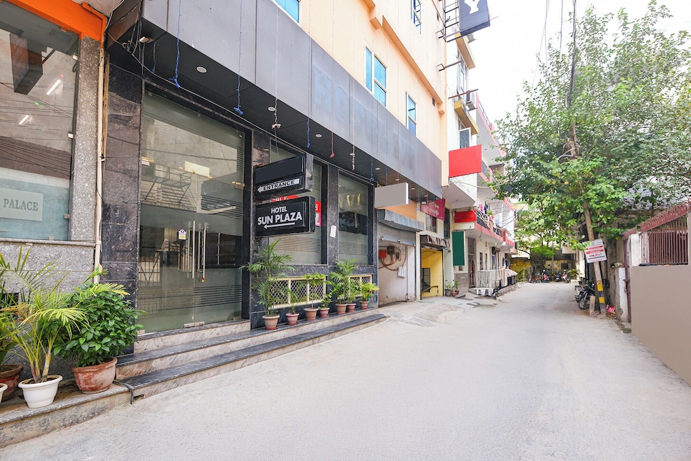 Fabhotel Sun Plaza