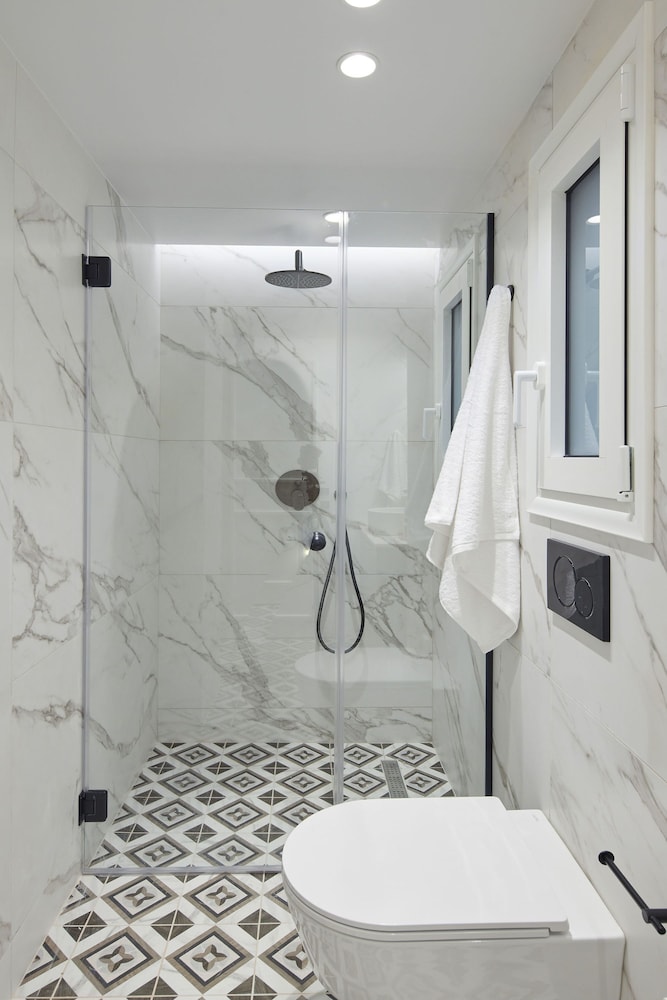 The Athenian Chic Elegant Residence in Kolonaki