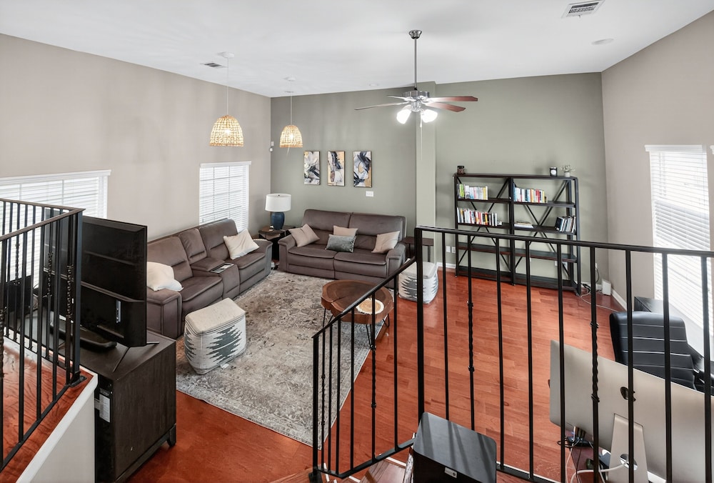 Stylish Houston Heights House 3 Bedroom Townhouse